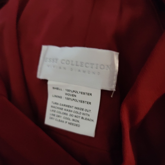 CLEARANCE NWT Dessy Collection by Vivian Diamond Halter Open Back Dress Size 4 - Picture 8 of 9